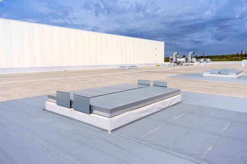 lifespans of commercial roofs